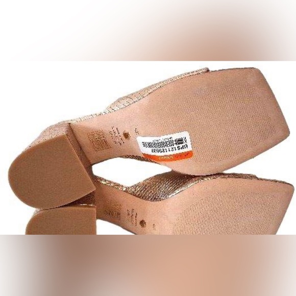 🛑 1 hour sale. Stuart Weitzman, 10B, Rose Gold Textured Women's Mule Heels - Picture 4 of 10